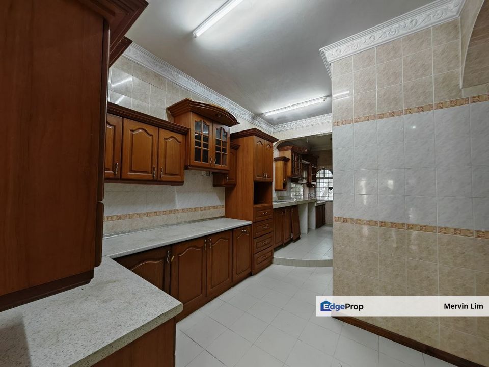 Seremban Garden Avenue 2 storey Terrace House for sale Back Kitchen Full Extended Negeri Sembilan, Negeri Sembilan, Seremban