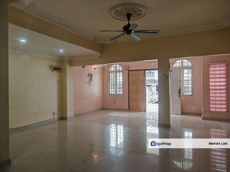 Seremban Garden Avenue 2 storey Terrace House for sale Back Kitchen Full Extended Negeri Sembilan, Negeri Sembilan, Seremban