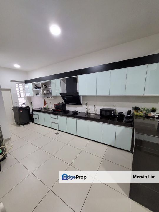 Seremban Suriaman 2 Bandar Sri Sendayan 2 Storey house for rent Fully Furnished gated & guarded, Negeri Sembilan, Seremban