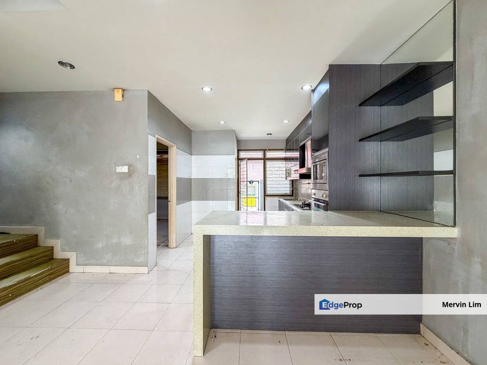 Klang Bandar Parklands 2 Storey Terrace house for sale Renovated Kitchen Cabinet and Table Top Selangor, Selangor, Klang
