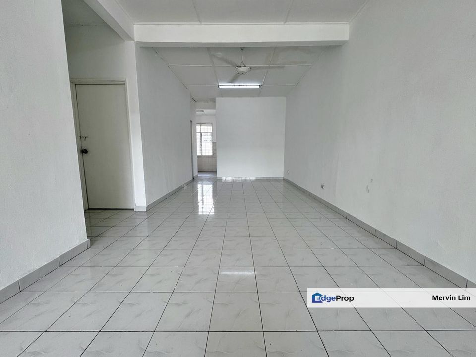 Nilai Taman Desaria Single Storey House for sale freehold non bumi newly repainted Nilai, Selangor, Nilai