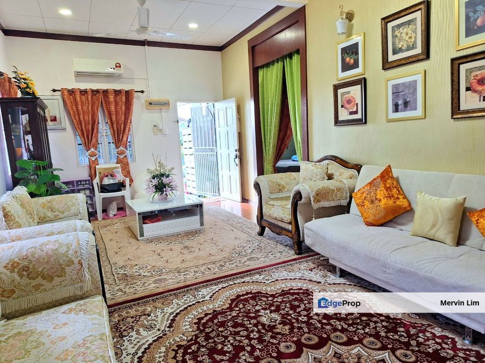 Senawang Taman Tuanku Jaafar 1 ½ STOREY bungalow house for sale Renovated Kitchen & Cabinet Seremban, Negeri Sembilan, Seremban