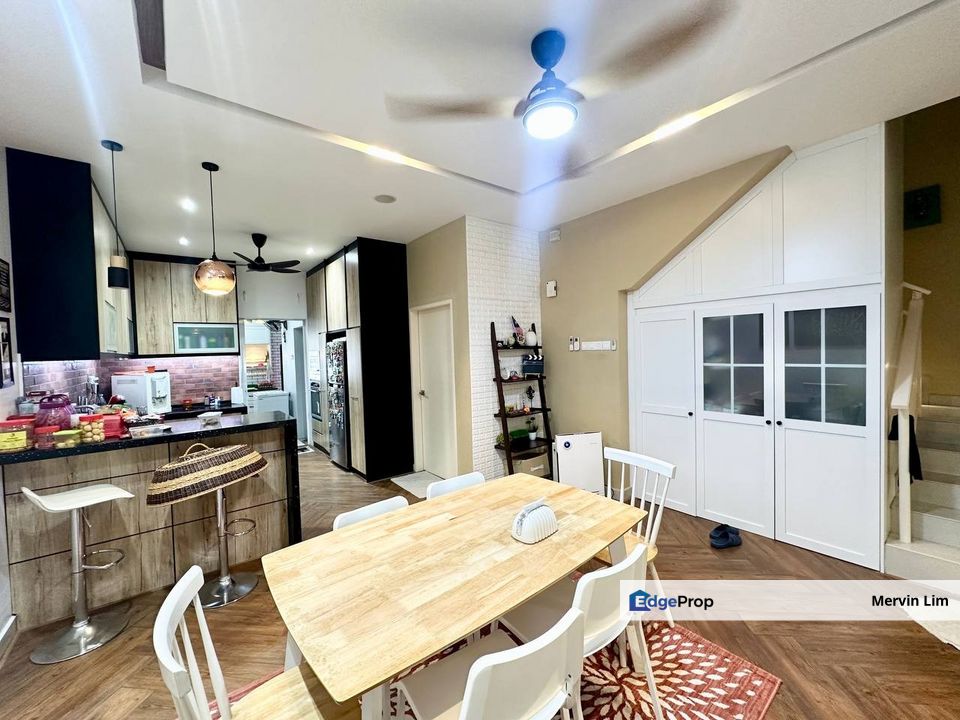 Sepang Warisan Puteri FULLY FURNISHED RENOVATED 2 Storey Terrace house for sale Sepang Selangor, Selangor, Sepang