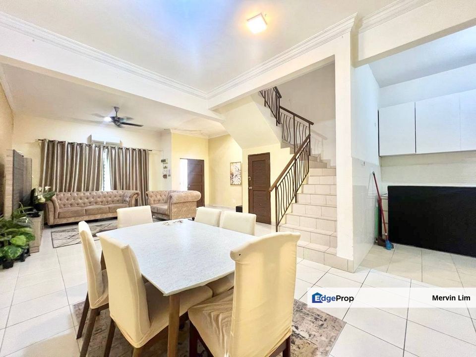 Semenyih Taman Pelangi Villa Impiana Renovated 2 storey house for sale Non Bumi Freehold Selangor, Selangor, Semenyih