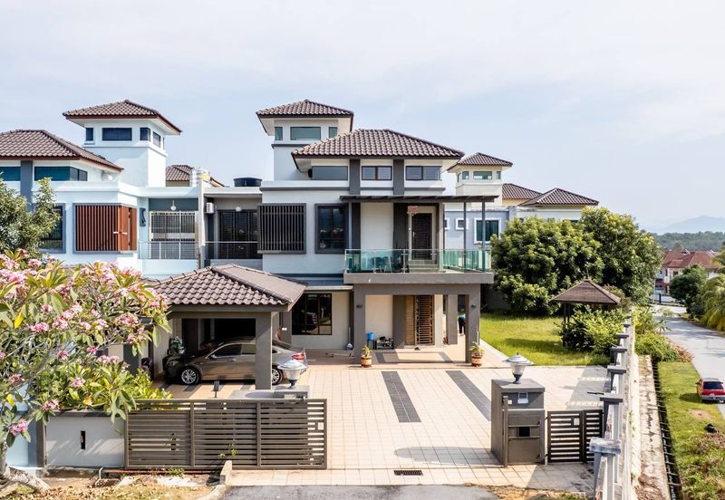 PERDANA COLLEGE HEIGHT