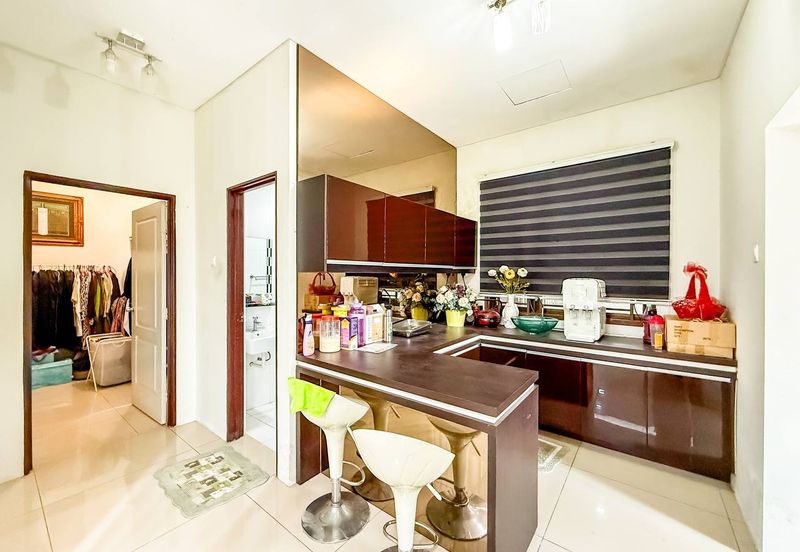 PERDANA COLLEGE HEIGHT