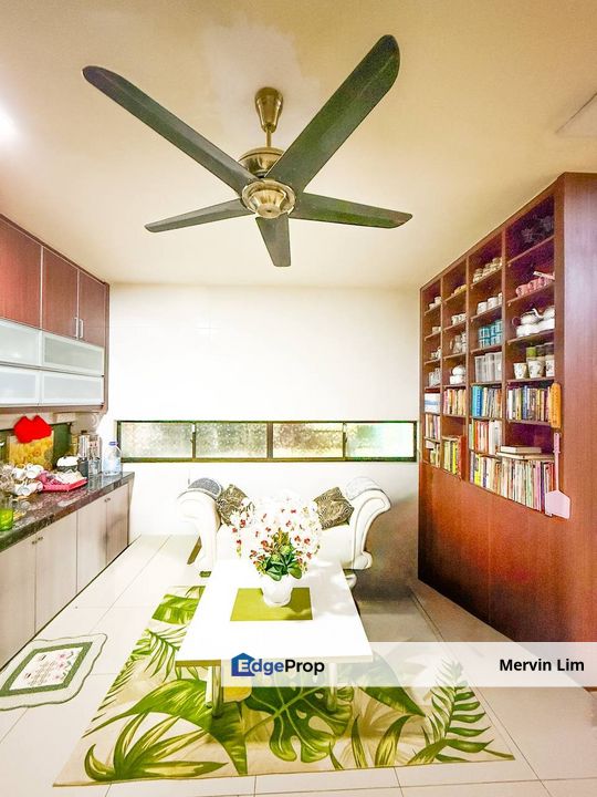 kajang Taman Tropika 2 Renovated 3 Storey Semi-D house for sale Fully Furnished Extended Kajang Selangor, Selangor, Kajang