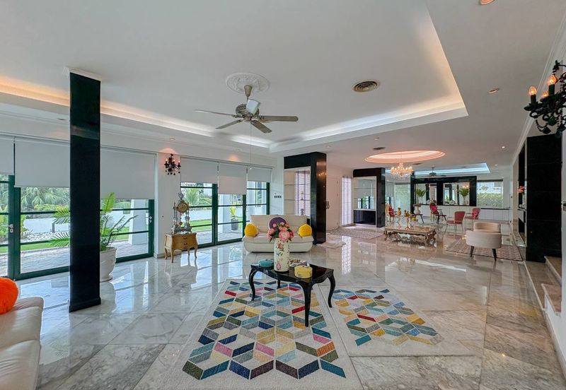 KGSAAS Golf Club, Seksyen 13