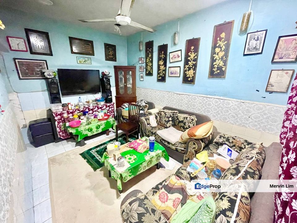 Seremban Taman Bukit Zamrud Rumah Teres Setingkat untuk Dijual Renovated Temiang Negeri Sembilan, Negeri Sembilan, Seremban