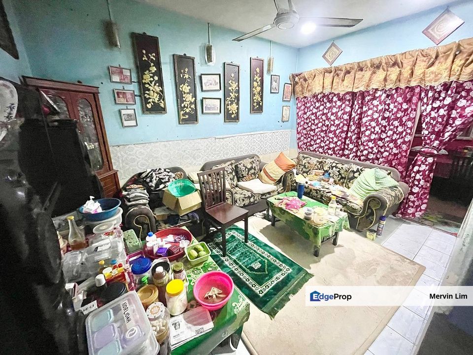 Seremban Taman Bukit Zamrud Rumah Teres Setingkat untuk Dijual Renovated Temiang Negeri Sembilan, Negeri Sembilan, Seremban