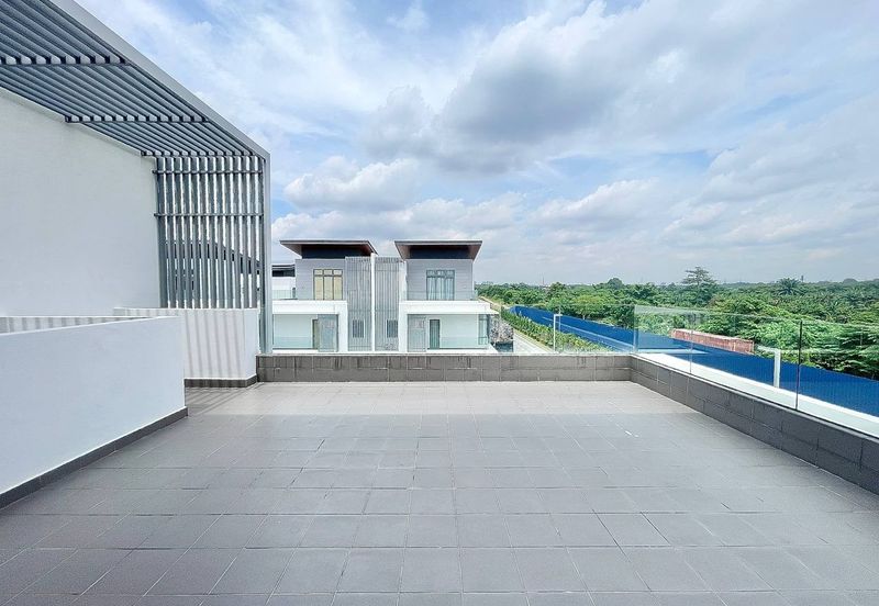 Broadleaf Residences, Hometree