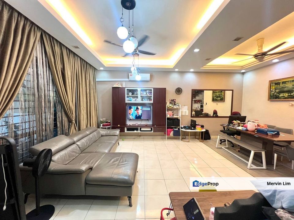 Kajang Setia Alam Sari Double Storey Terrace house for sale Renovated Unit Gated & Guarded Selangor, Selangor, Kajang