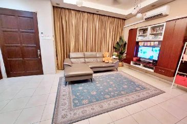 Avis 2 @ Setia Alam Sari