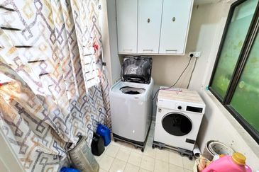 Avis 2 @ Setia Alam Sari