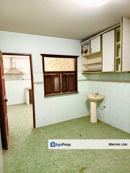 Bangi Bandar Baru Bangi Seksyen 4 Double Storey house for sale Renovated & Extended unit Bangi, Selangor, Bangi