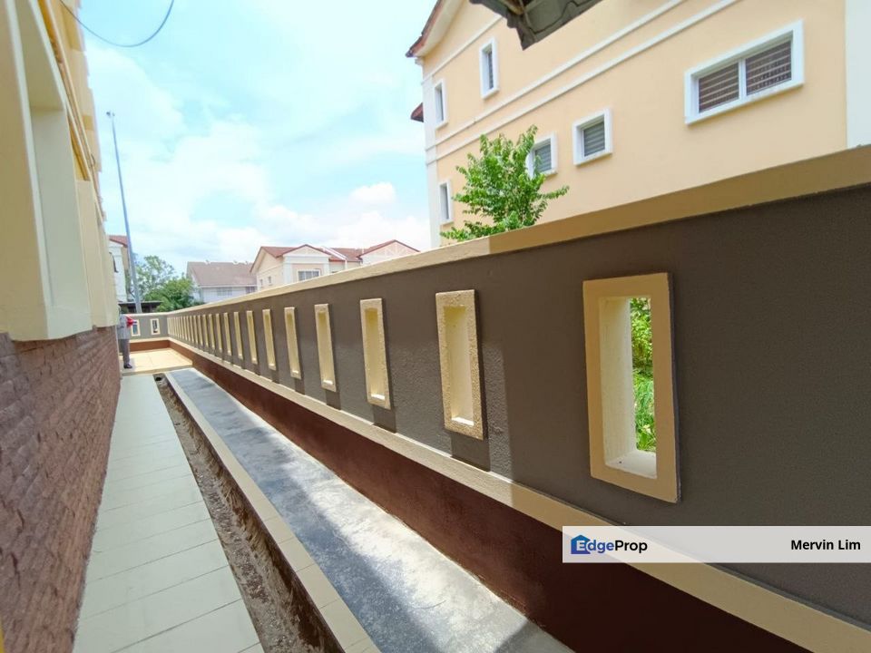 Seremban Taman Lavender Height 2.5 Storey End Lot House for sale Gated & Guarded Senawang, Negeri Sembilan, Seremban