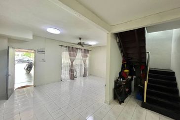 Taman Teluk Gedung Indah