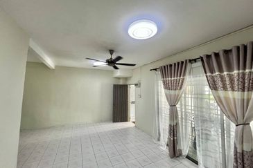 Taman Teluk Gedung Indah