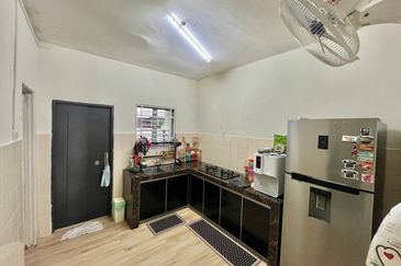 Taman Teluk Gedung Indah