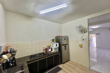 Taman Teluk Gedung Indah