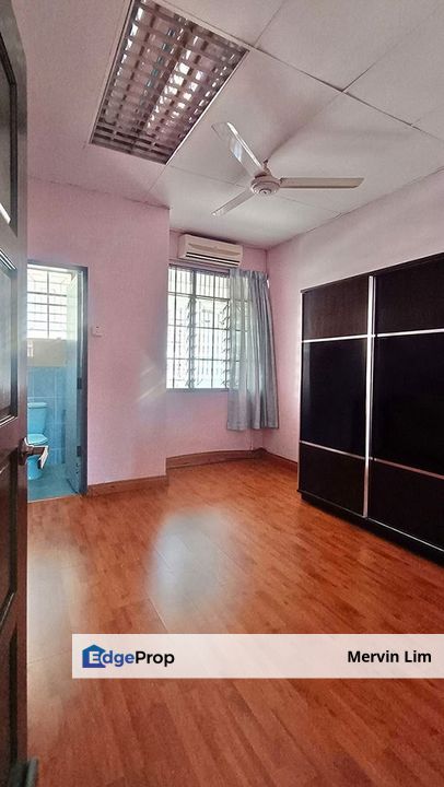 Seremban Taman Rasah Jaya 2 storey house for rent Kitchen Cabinets Fully Extended Negeri Sembilan, Negeri Sembilan, Seremban