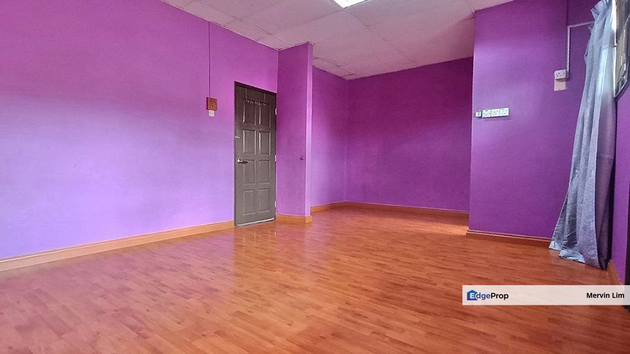 Seremban Taman Rasah Jaya 2 storey house for rent Kitchen Cabinets Fully Extended Negeri Sembilan, Negeri Sembilan, Seremban