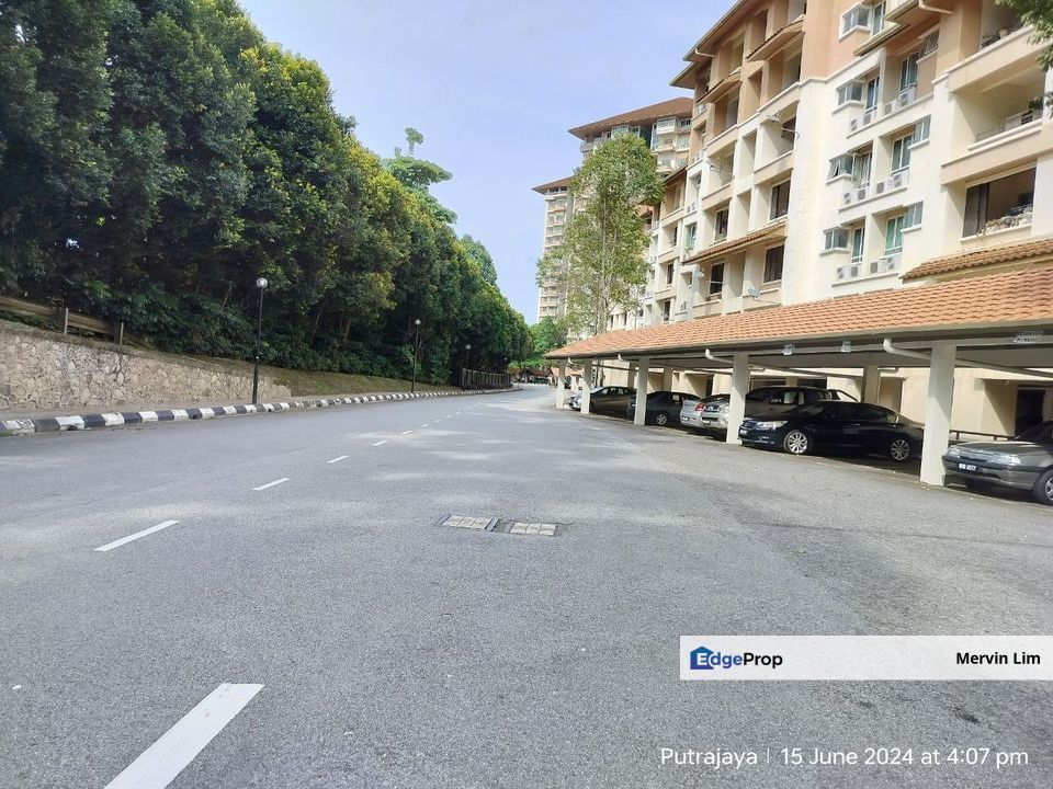 Putrajaya RENOVATED Puteri Palma Condominium for sale IOI Resort City Non Bumi Level 1 Putrajaya, Selangor, Putrajaya