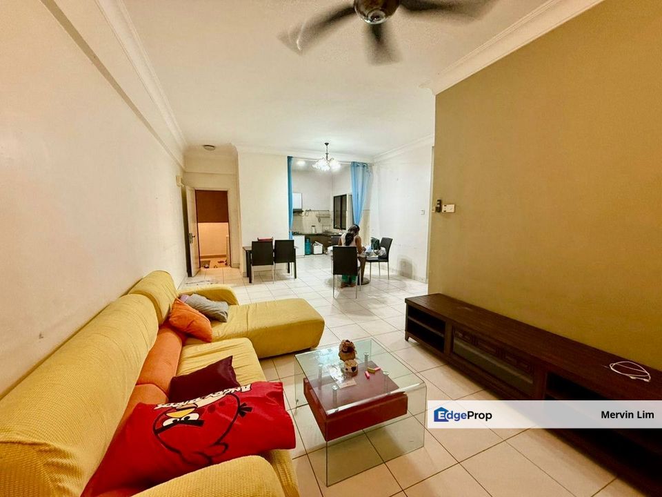 Puchong Jaya Avilla Apartment for sale CORNER unit Renovated freehold non bumi Puchong Selangor, Selangor, Puchong