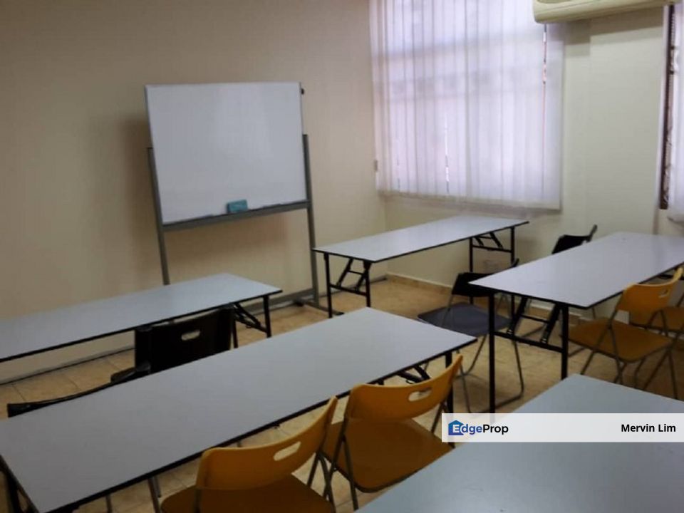 Seremban OAKLAND COMMERCE SQUARE 1 unit shoplot Renovated for office use S2 Heights Negeri Sembilan, Negeri Sembilan, Seremban