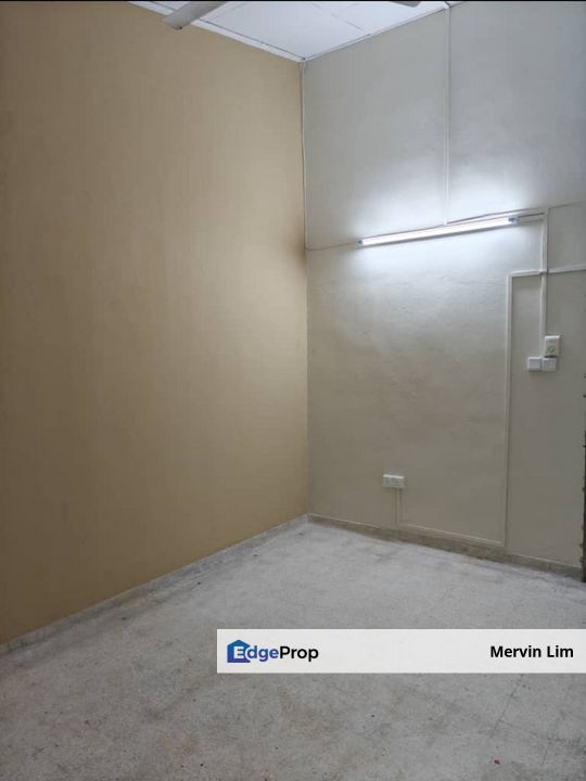 Shah Alam Seksyen 4 Single Storey house for sale Facing Open Klang Selangor, Selangor, Shah Alam