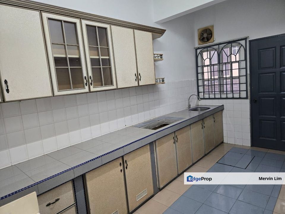 Seremban Taman Megah Oakland Double Storey Terrace house for rent partially furnished Negeri Sembilan, Negeri Sembilan, Seremban