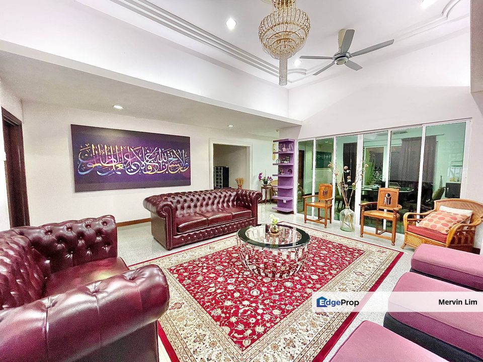 Bangi Taman Bangi Villa End Lot 1.5 Storey Bungalow house for sale Renovated Kitchen Cabinet Bangi, Selangor, Bangi