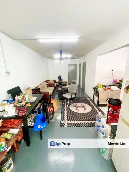 Pangsapuri Gapura Bayu Jade Hills for sale 24 hours security freehold non bumi Kajang Selangor, Selangor, Kajang
