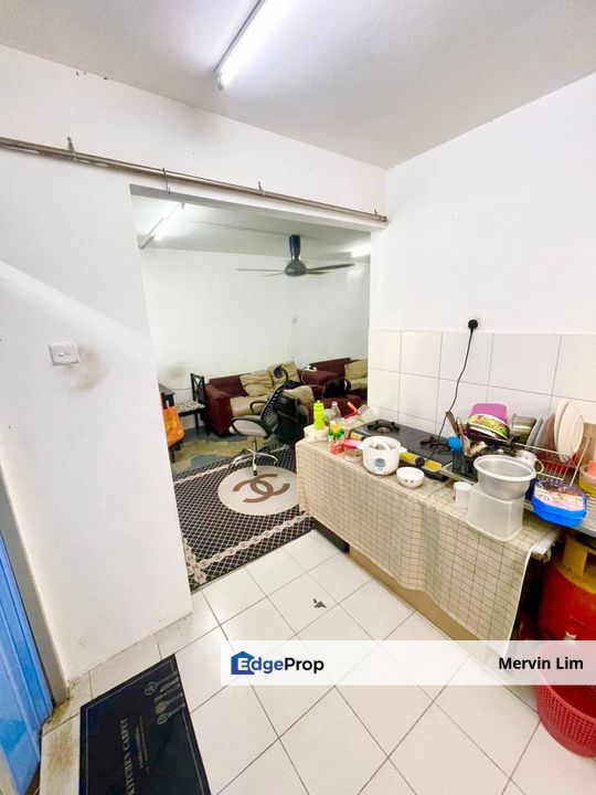 Pangsapuri Gapura Bayu Jade Hills for sale 24 hours security freehold non bumi Kajang Selangor, Selangor, Kajang