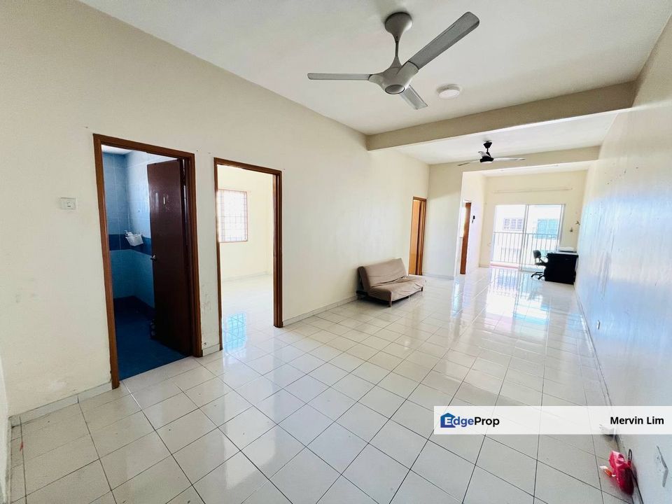 Bangi Green Villa Apartment for sale Partly Furnished Sungai Tangkas Kajang Selangor, Selangor, Bangi