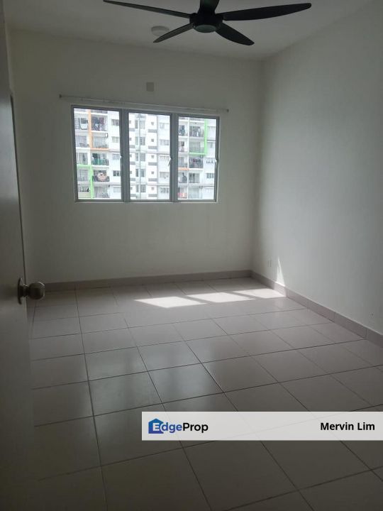 Semenyih D'Cerrum Ecohill Apartment For Sale Facing swimming pool 24 Hrs Security Semenyih Selangor, Selangor, Semenyih