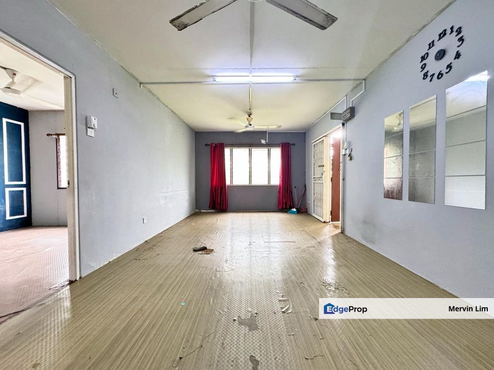 Bangi Flat PKNS Seksyen 16 LOW COST APARTMENT for sale Renovated unit with built-in kitchen cabinet Bangi, Selangor, Bangi