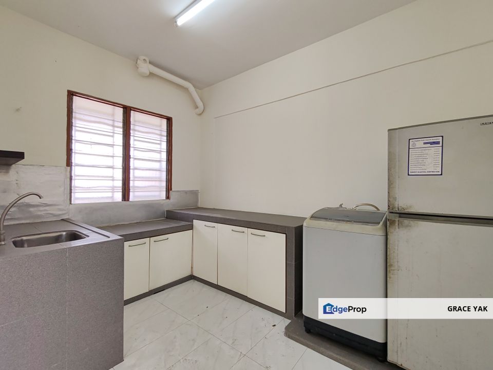 Kekwa Apartment For Rent @ Taman Sutera Utama, Skudai, Johor, Skudai