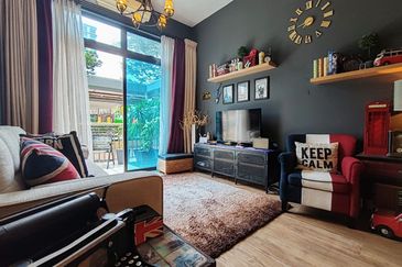 Seri Austin Luxury Apartment