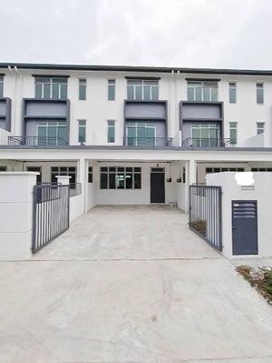 Taman Pulai Mutiara, Skudai Johor Bahru 2.5 Storey Terrace House For ...