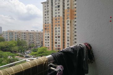 Glomac Centro Serviced Apartments