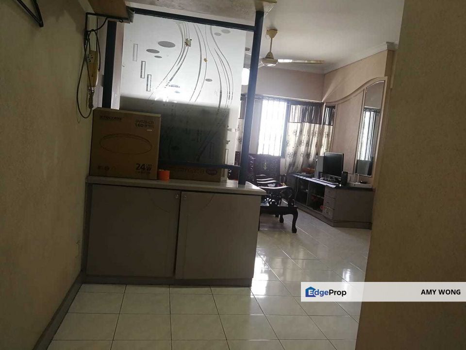 Desa Kiara, TTDI, SS20,. 150m to Glo Mall, 200m to MRT-TTDI, Kuala Lumpur, Taman Tun Dr Ismail