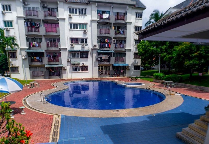 Sri Tanjung Apartment