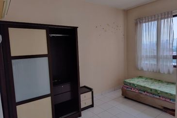 Mutiara Oriental Condominium