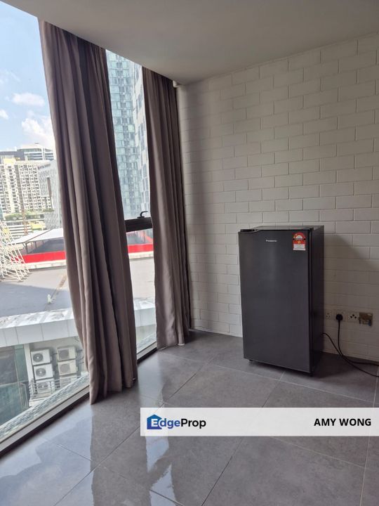 Soho 2 @ Empire Damansara, Petaling Jaya, 1.2km walking distance respectively to The Curve & Mrt Mutiara, Selangor, Petaling Jaya