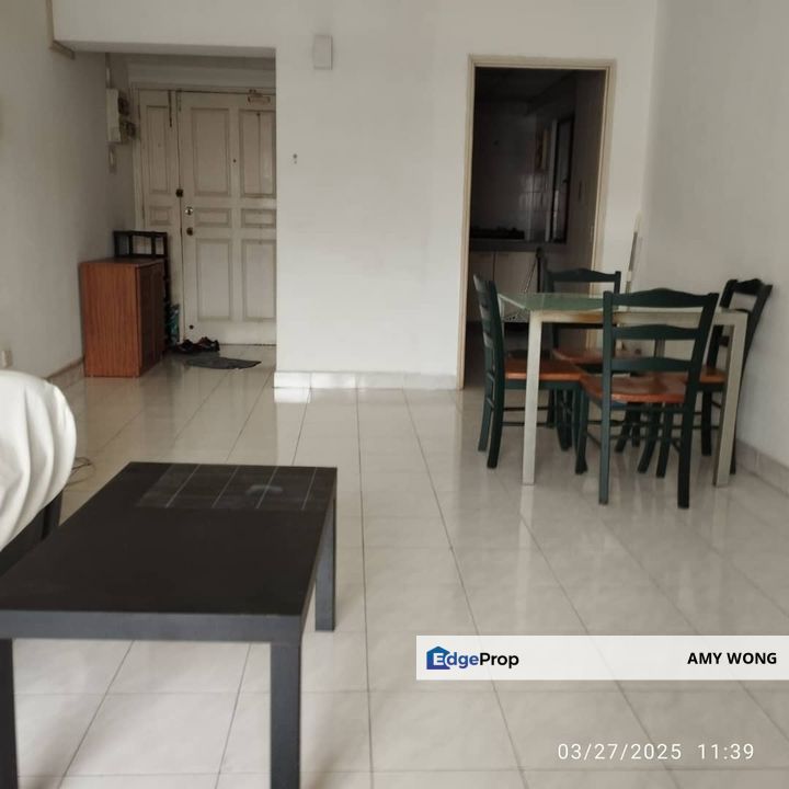 Desa Kiara, TTDI, SS20,. 150m to Glo Mall, 200m to MRT-TTDI, Kuala Lumpur, Taman Tun Dr Ismail