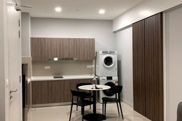 Dianthus @ Tropicana Gardens