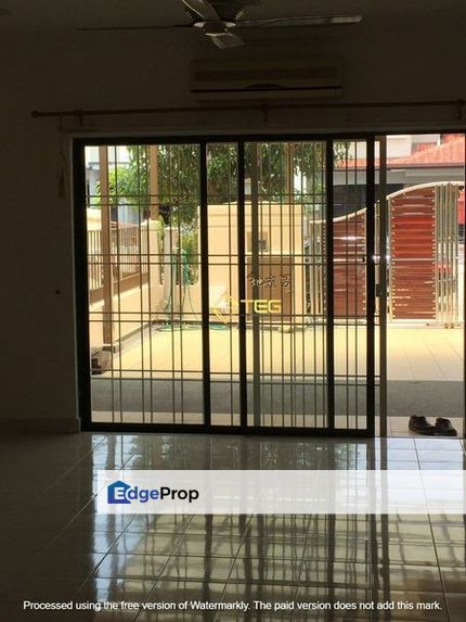 Renovated Bukit Rimau Seksyen 32 Shah Alam 2 Storey House 22x72 Gated, Selangor, Shah Alam