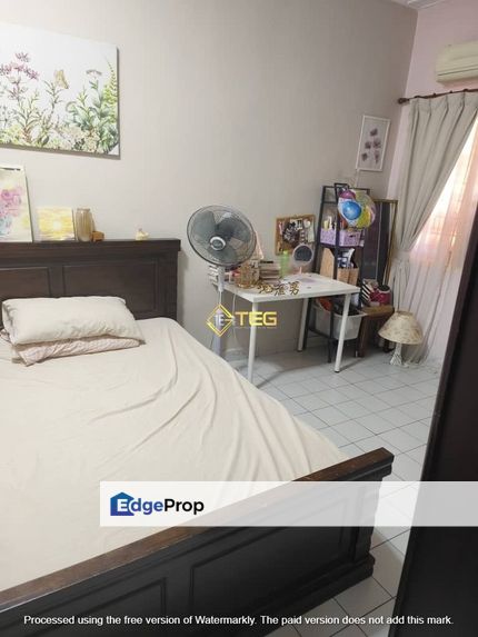 Renovated Furnished Seksyen 27 Shah Alam 2 Storey House 22x75 4 Rooms, Selangor, Shah Alam