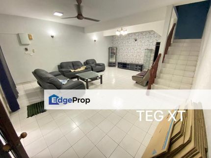 Furnished Taman Berkeley Klang 2 Storey House 20x80 No Flood 4 Rooms, Selangor, Klang